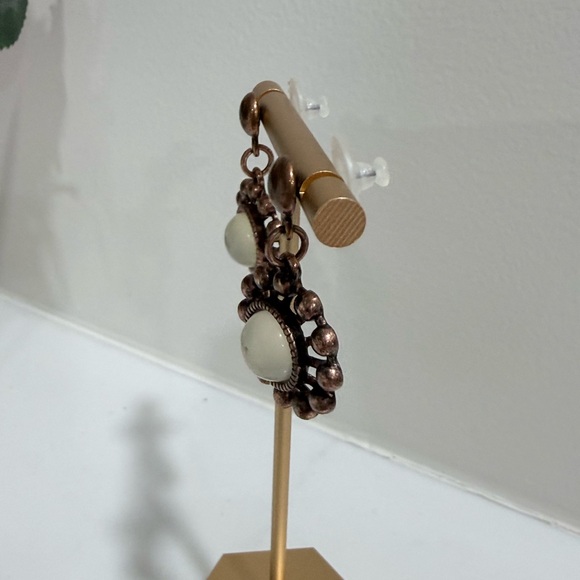 💙 2 for $12 Vintage inspired Copper-Tone Earrings Clear Center Eye Beaded frame - Picture 4 of 7